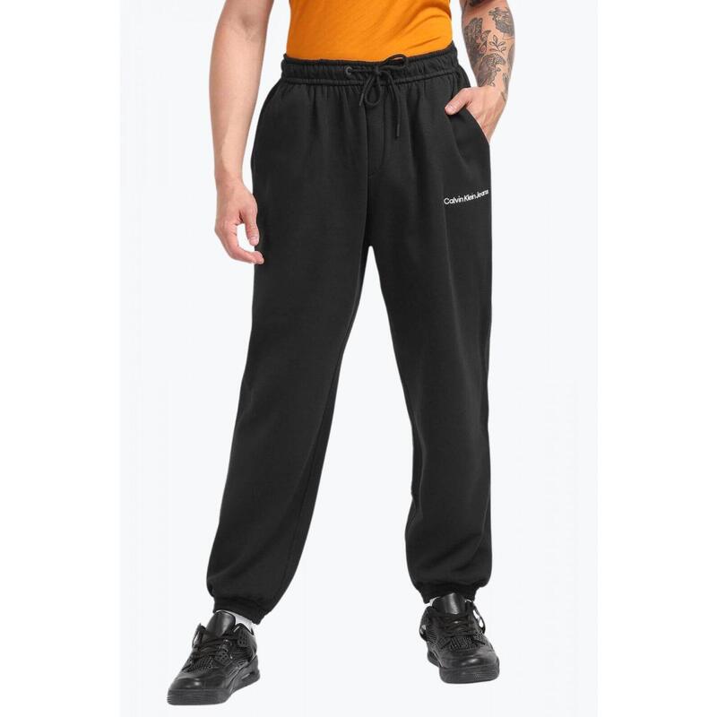 Pantaloni trening barbati din molton cu croiala Relaxed Fit negru