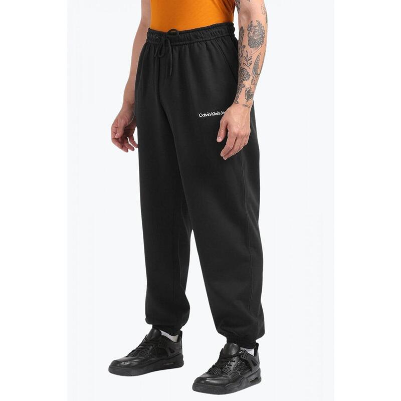 Pantaloni trening barbati din molton cu croiala Relaxed Fit negru