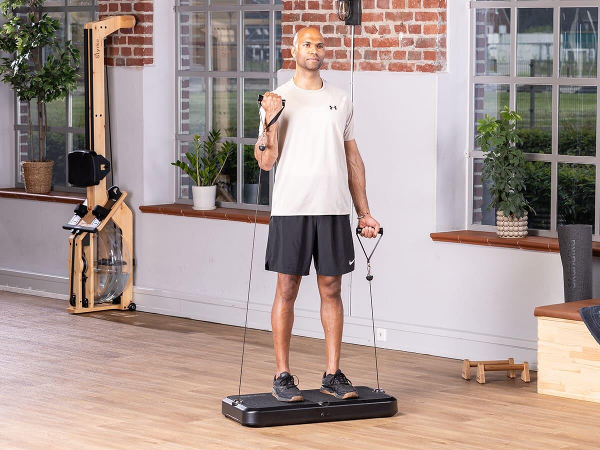 Posilovací věž Smart Training Station s 50kg kladkou 4/7