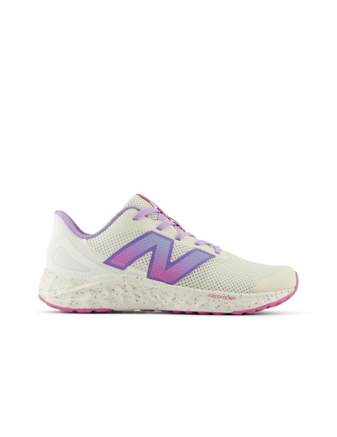 NEW BALANCE picture