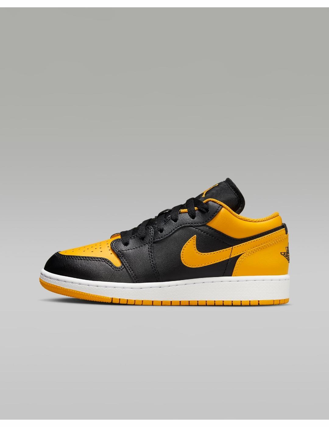 NIKE picture