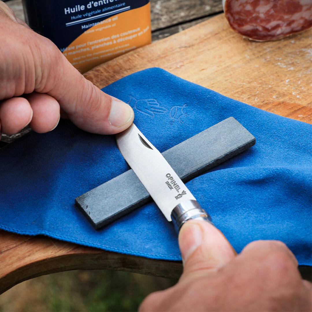 Couteau OPINEL Pierre naturelle pour aiguisage 4/4