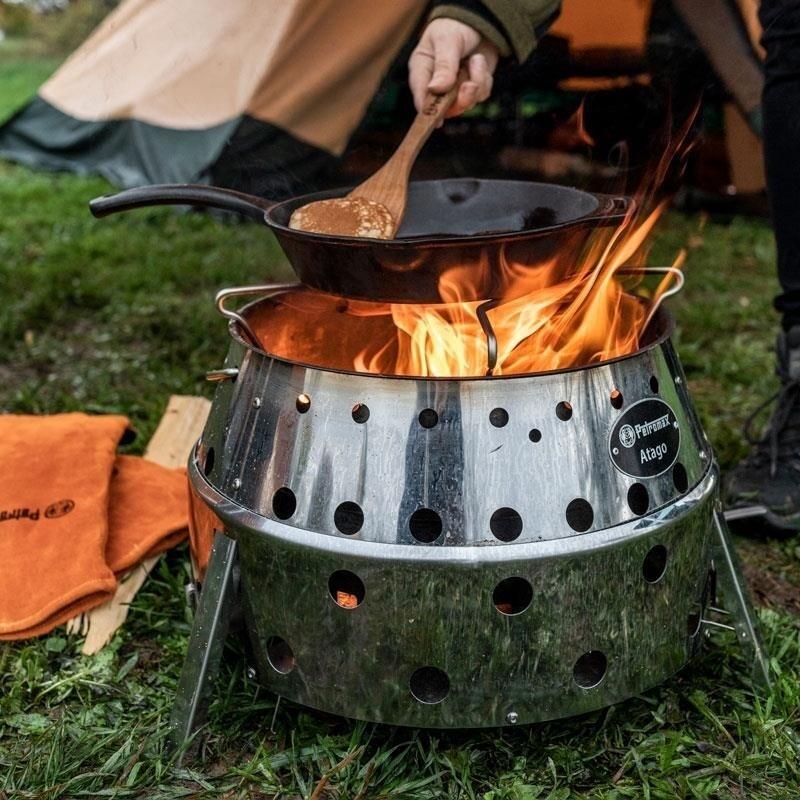 Petromax FP25 Skillet met steel 4/7
