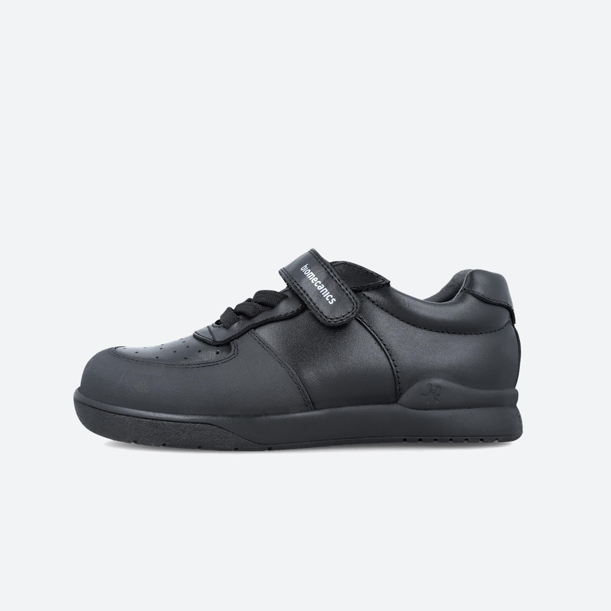 Zapatillas Deportivas Caminar Niños Biomecanics 241015A Negras Cierre Adherente 5/6