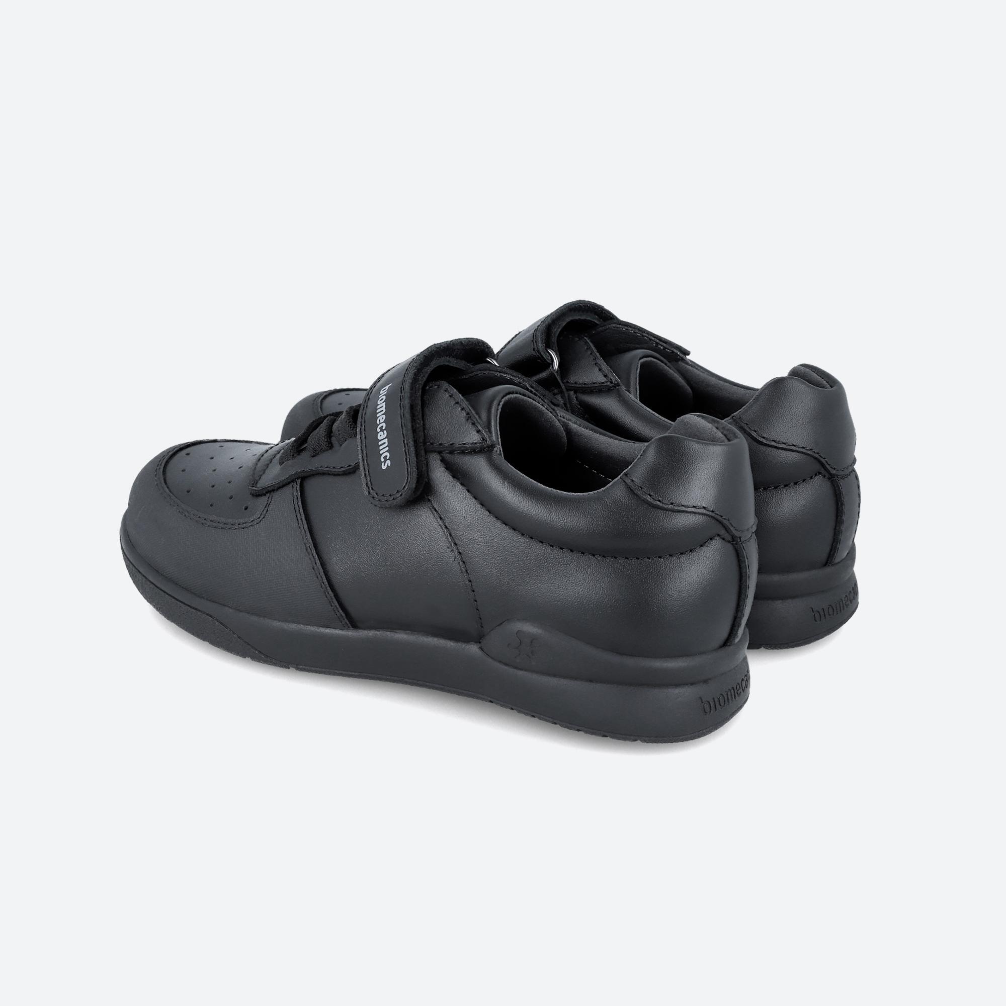 Zapatillas Deportivas Caminar Niños Biomecanics 241015A Negras Cierre Adherente 3/6