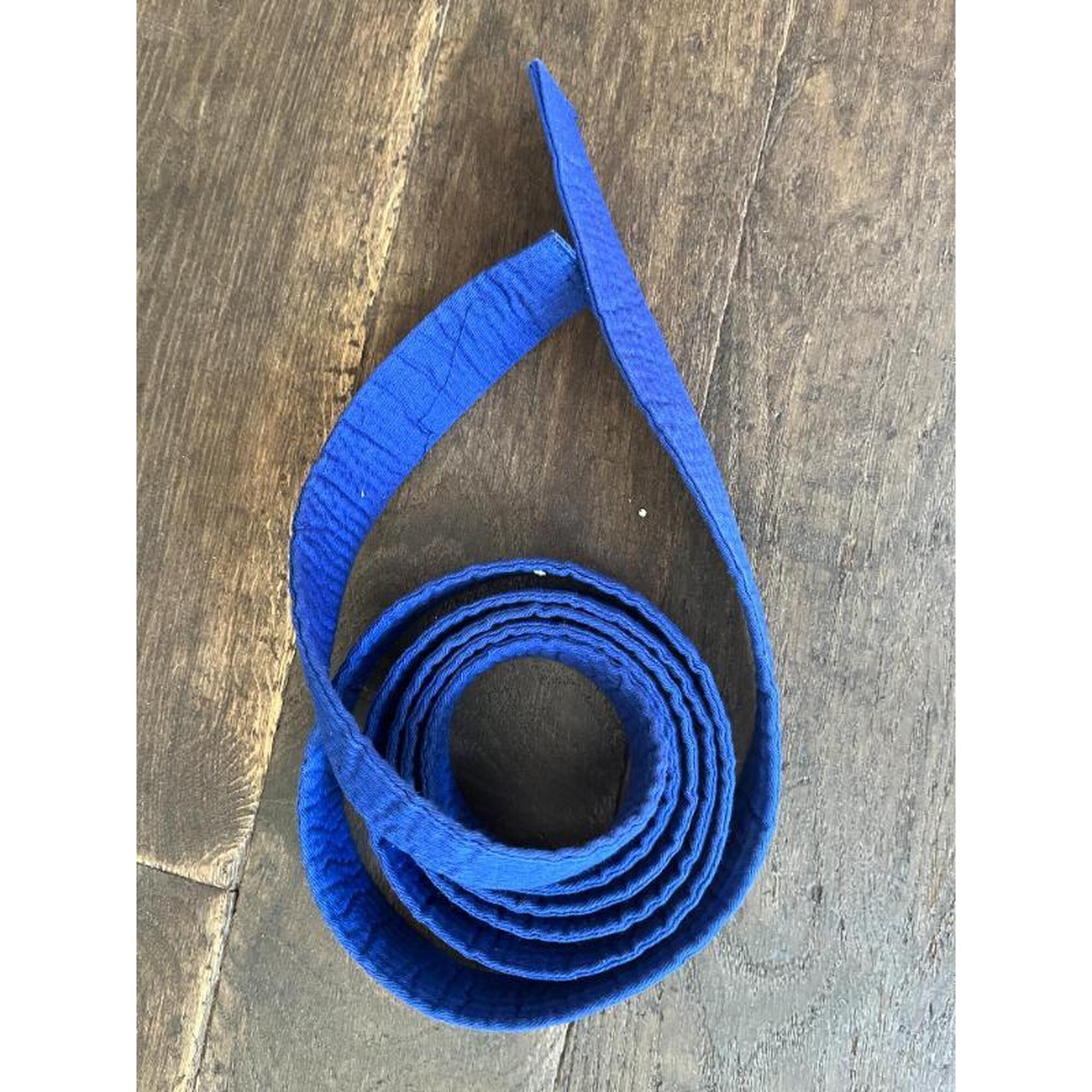 Tussen Particulieren - blauwe Band voor martial arts