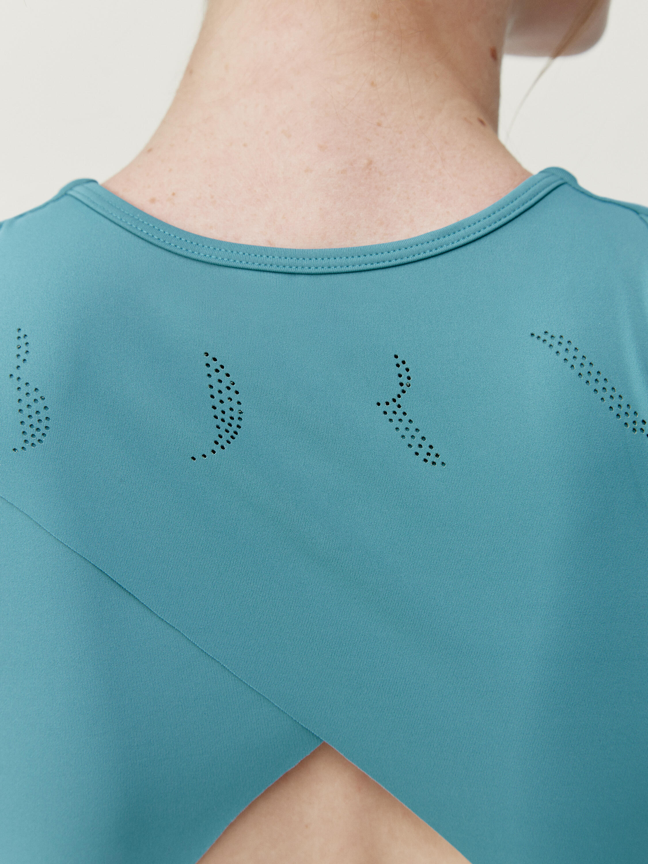 Top sportivo da donna Nara Sostegno Alto Performance 3/6