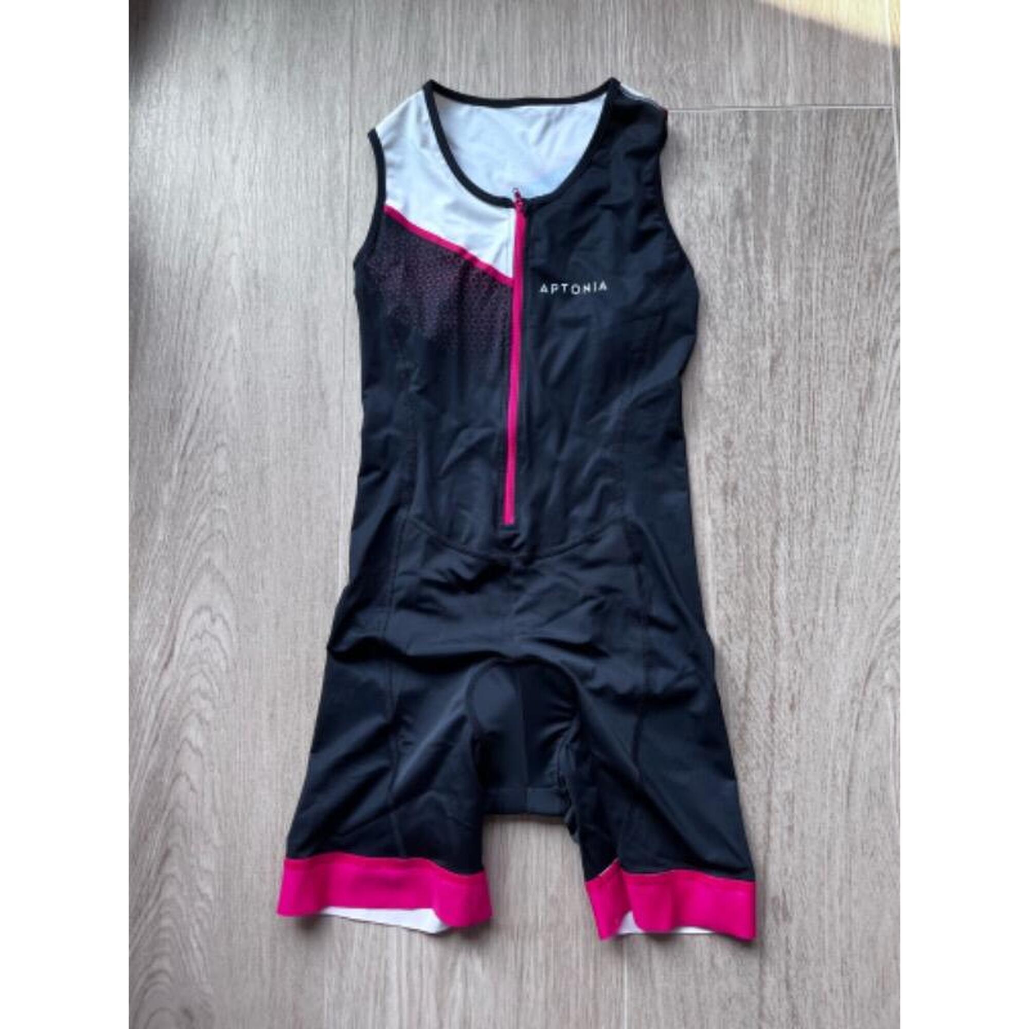 Tussen Particulieren - Trisuit