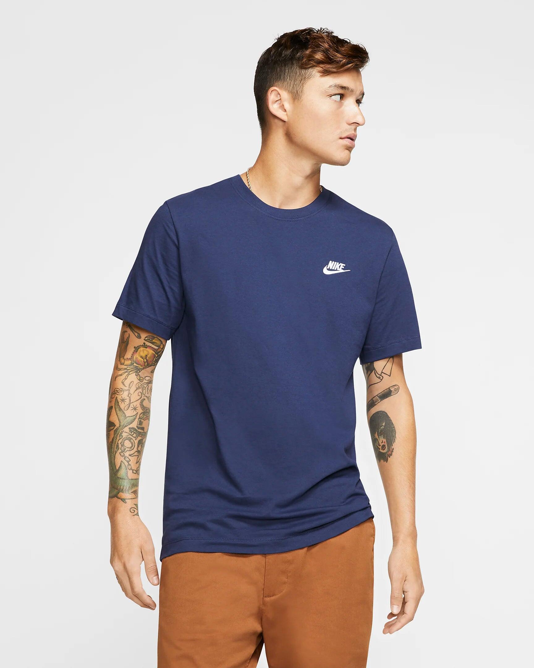 bleu marine. / bleu denim