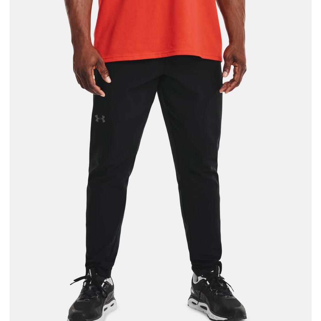 Pantaloni da allenamento da uomo Under Armour Unstoppable Tapered