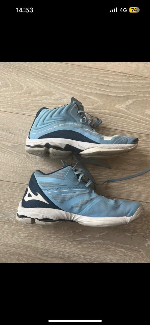 Entre Particuliers - Chaussures de volley-ball Mizuno bleues 4/5