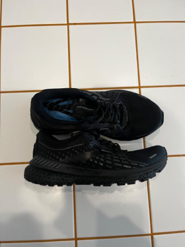 Entre Particuliers - Chaussures de course Brooks 4/4