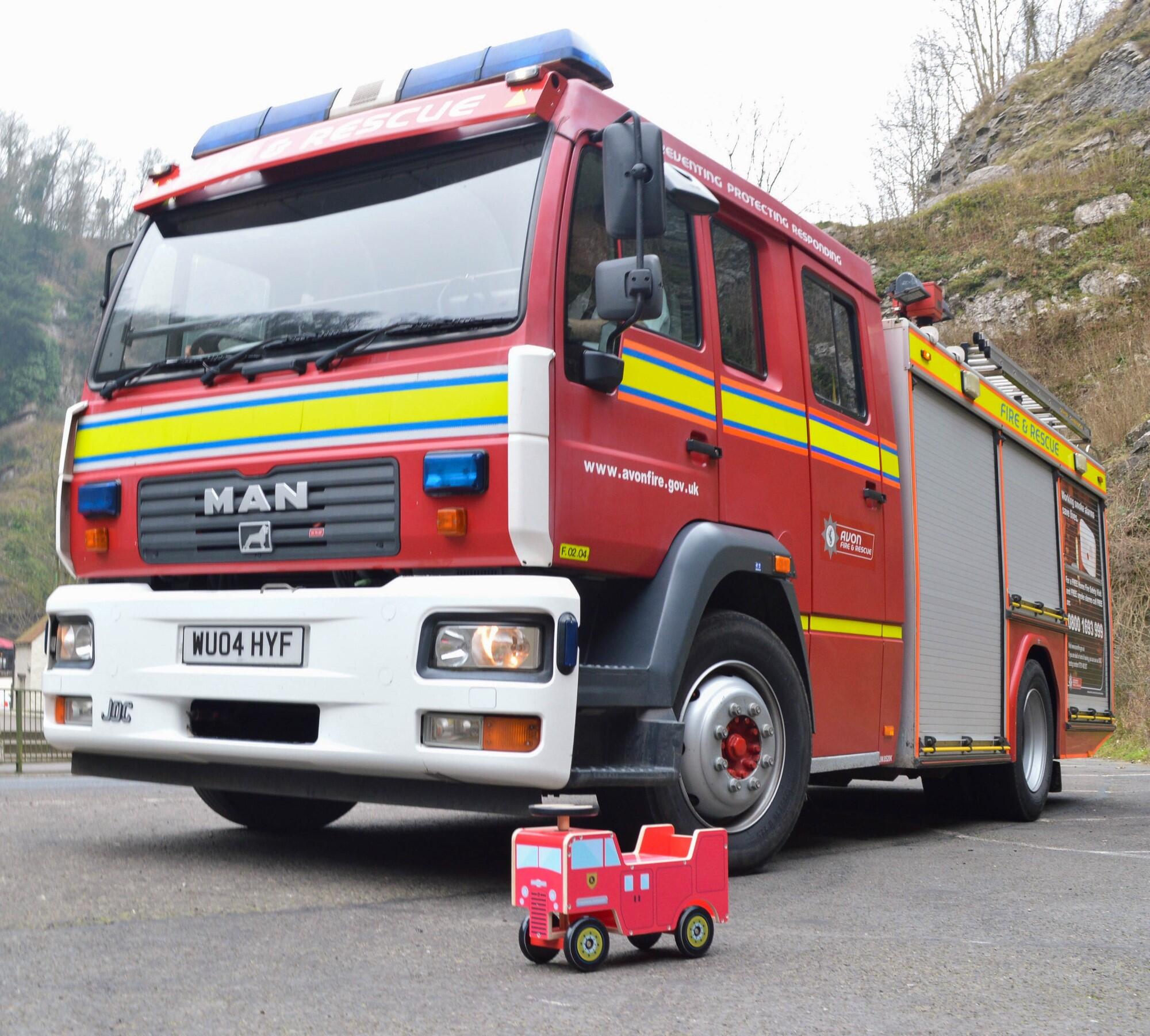 Kids Wooden Ride on Fire Engine 7/7