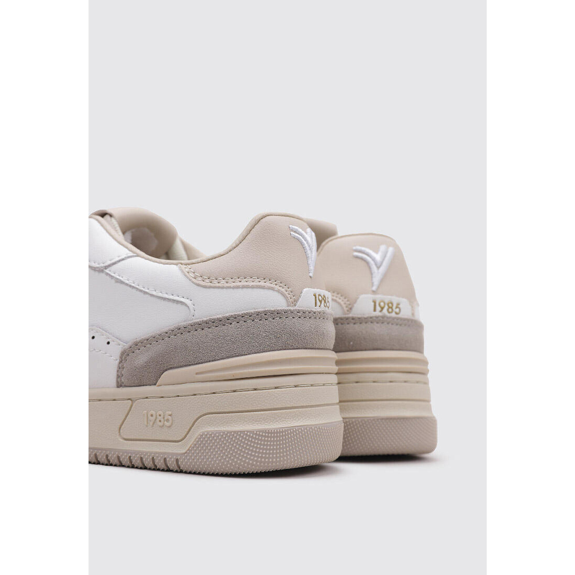 Adidași Victoria C80 din piele gri