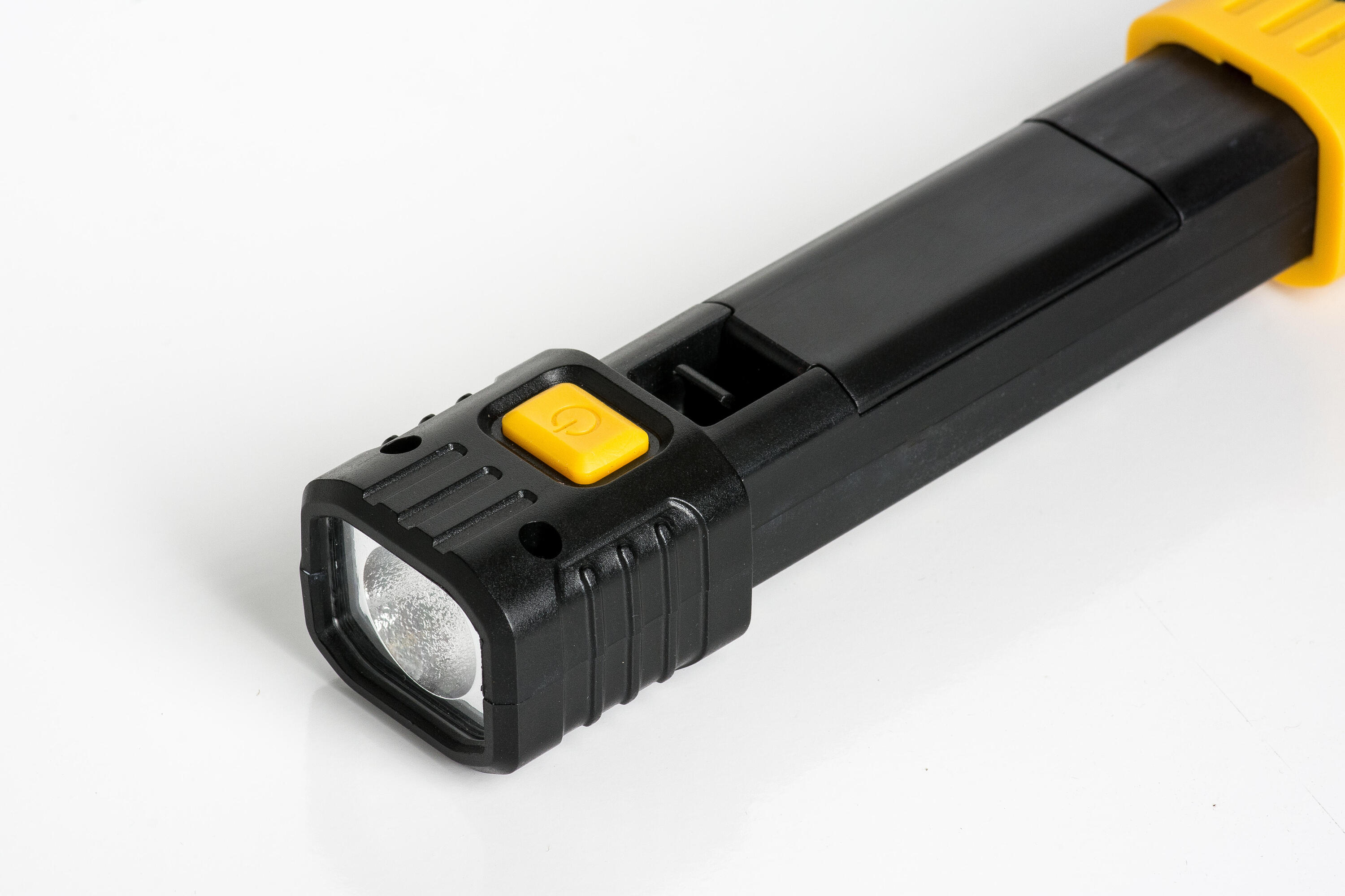 CT3110 Linterna dual extensible 150 - 170 lumens CAT 5/7