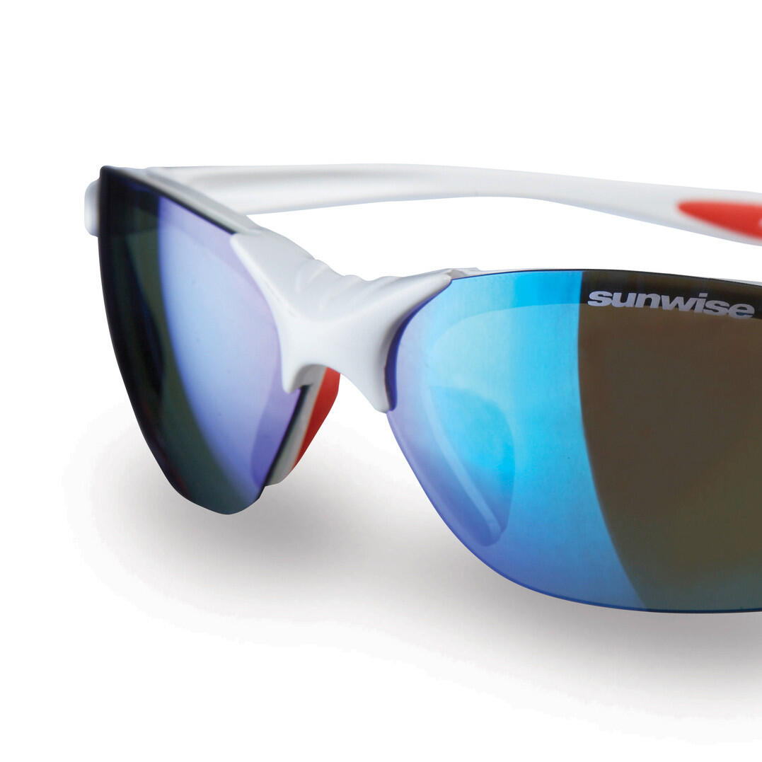 SUNWISE Greenwich Sports Sunglasses - Category 3 Polafusion®