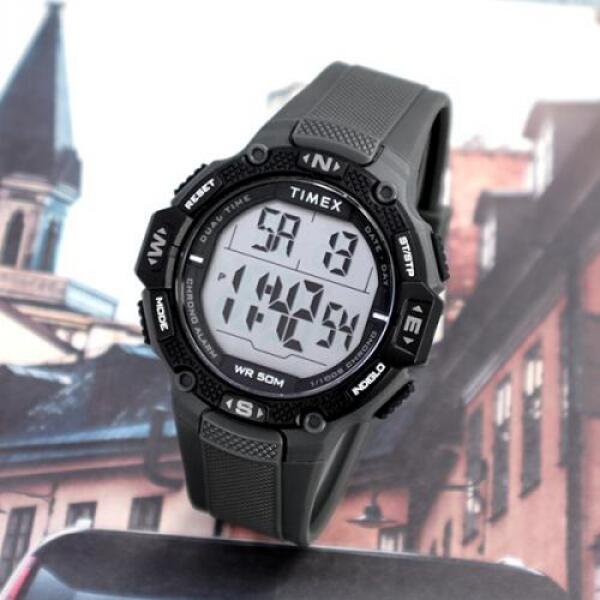 Timex Digital Hommes LCD / Gris TW5M41100