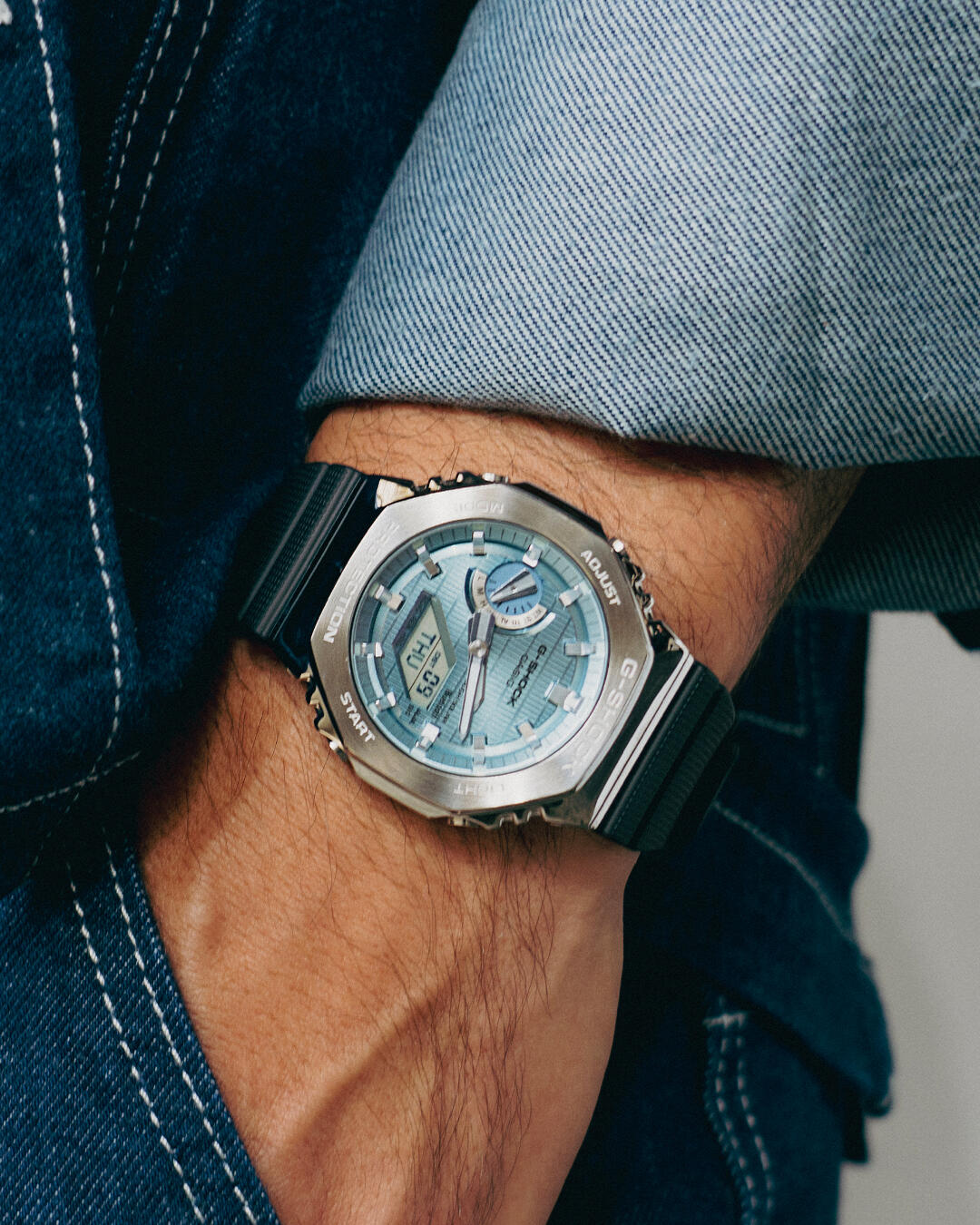 Casio GBM-2100A-1A2ER, Quartz, 44mm, 20ATM 6/6