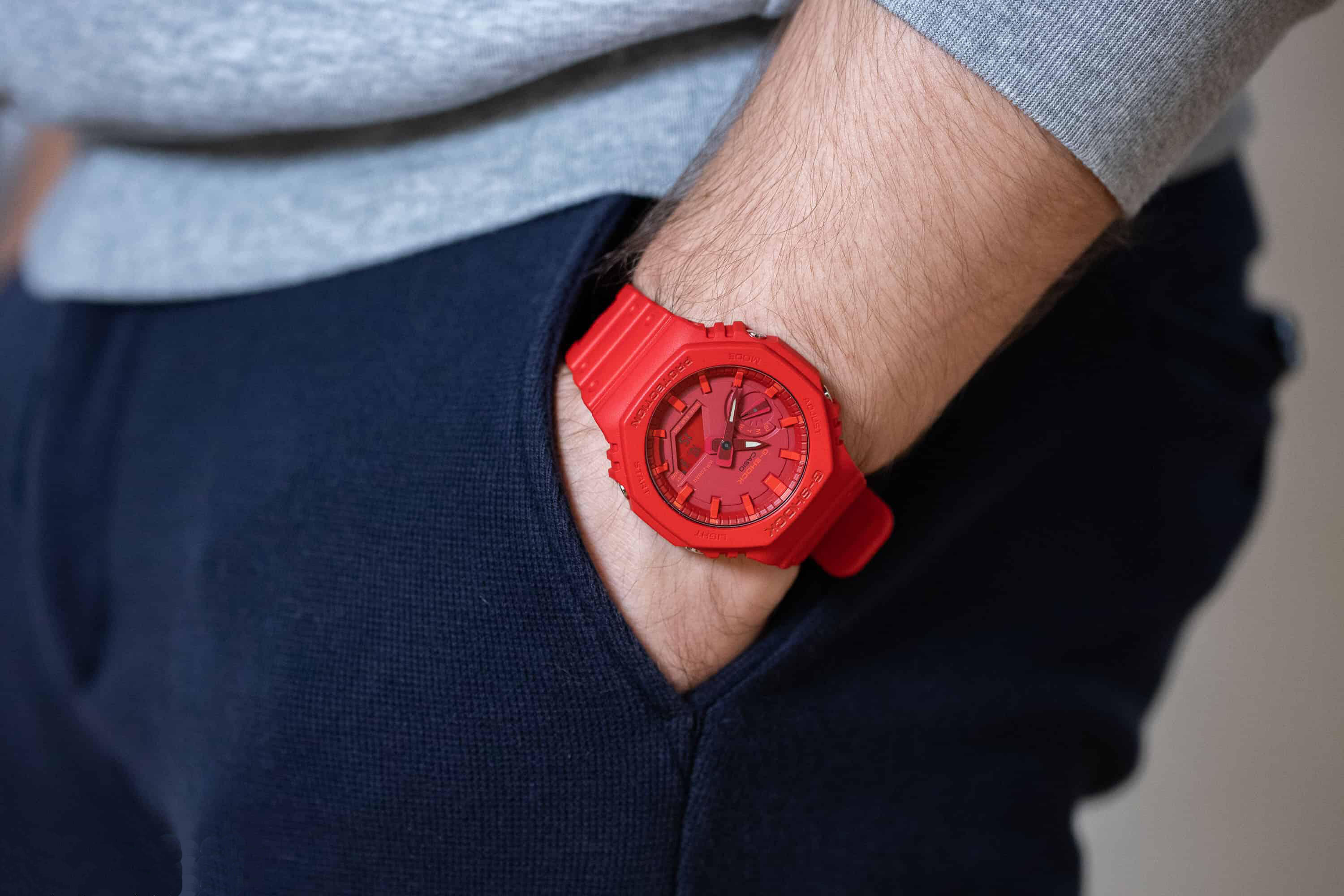 Casio Analog Digital Uhr Rot/Rot GA-2100-4AER 5/6
