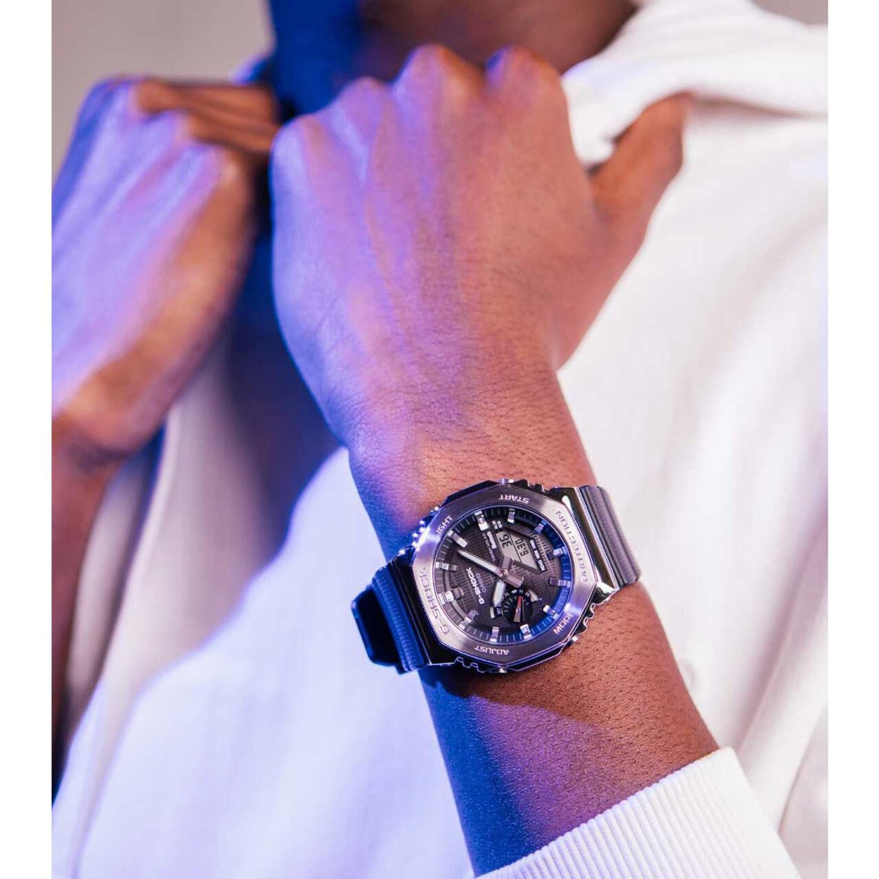 Casio GBM-2100-1AER, Quartz, 44mm, 20ATM 5/6
