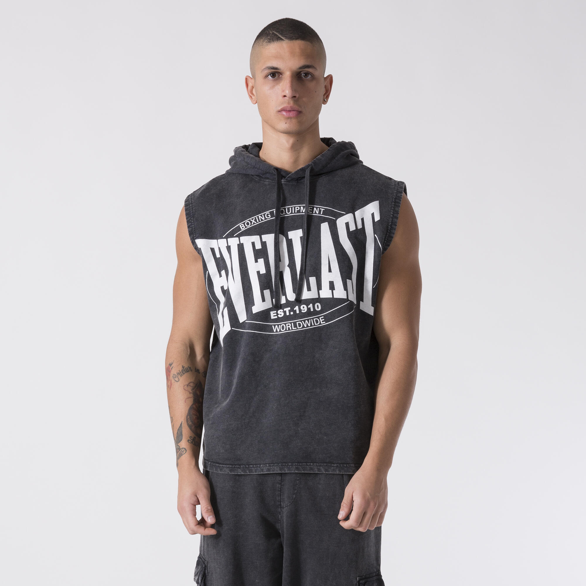 CAMISETA SIN MANGAS CON CAPUCHA ENTRENAMIENTO Y BOXEO NEGRO ALGODÓN 1/6