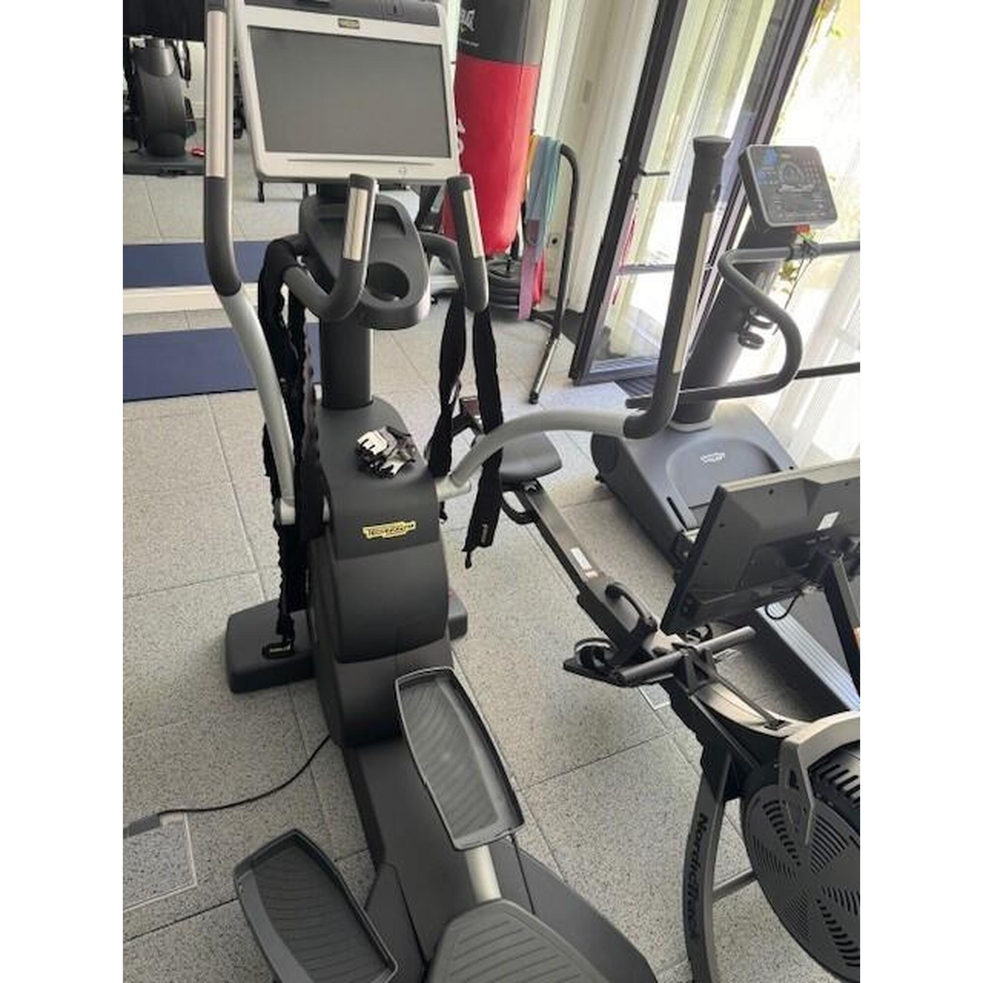 Tussen Particulieren - Technogym - Crossover 700