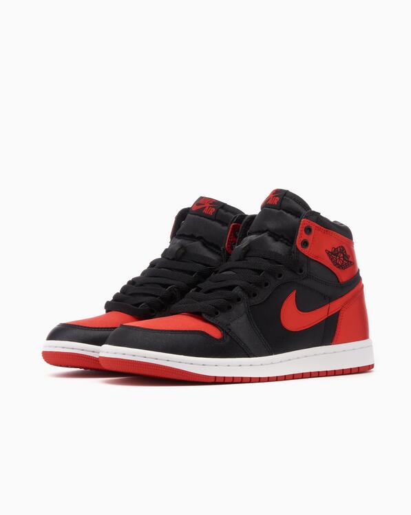 Chaussures  1 Retro High OG Satin Bred 5/7