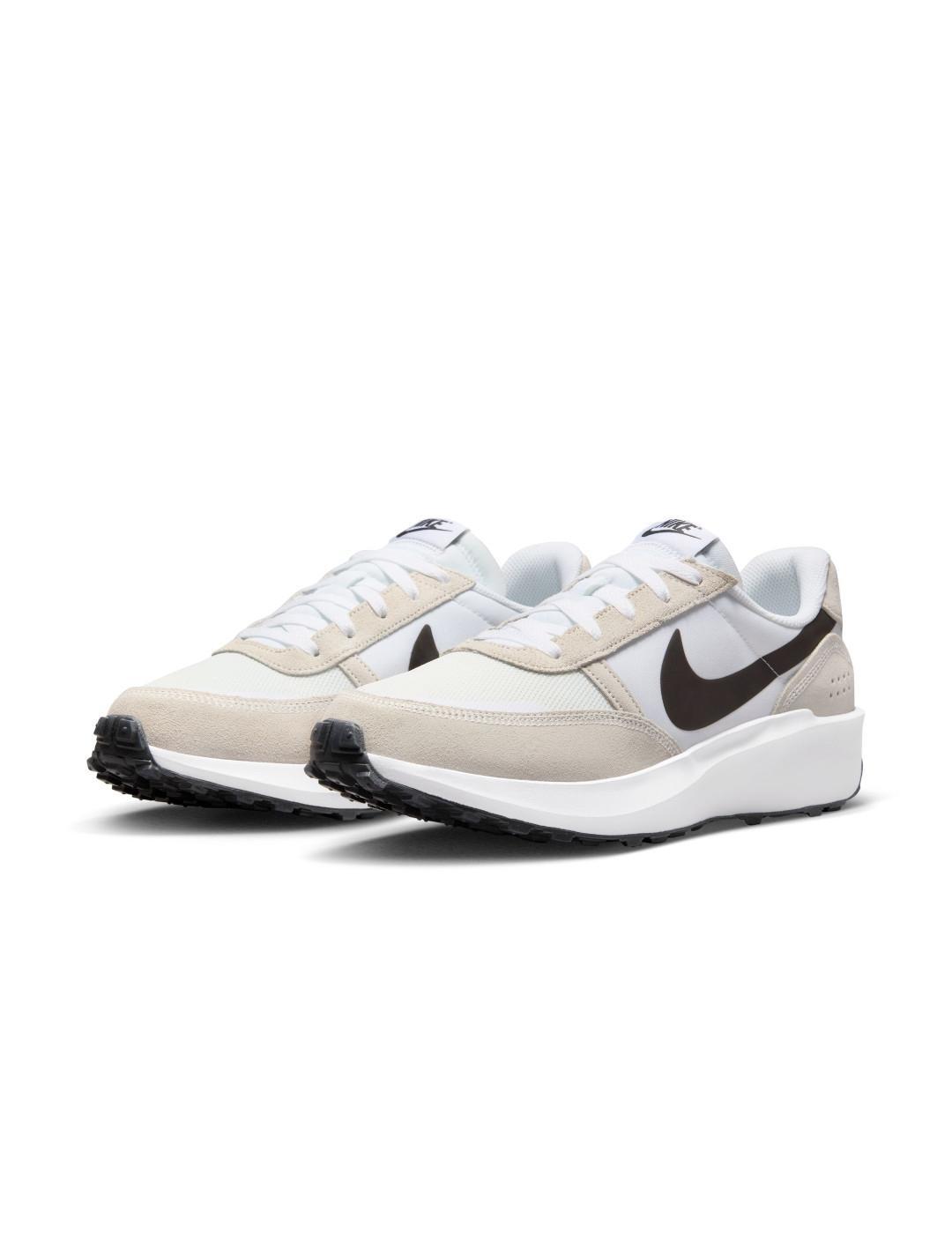 Men's Nike Waffle Debut White Sneakers 3/7