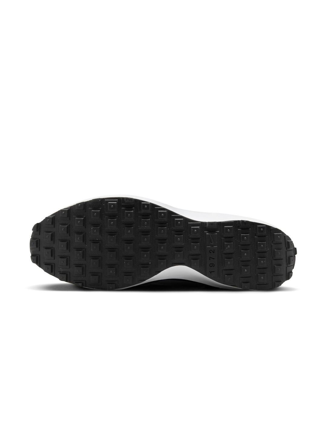 Men's Nike Waffle Debut White Sneakers 6/7
