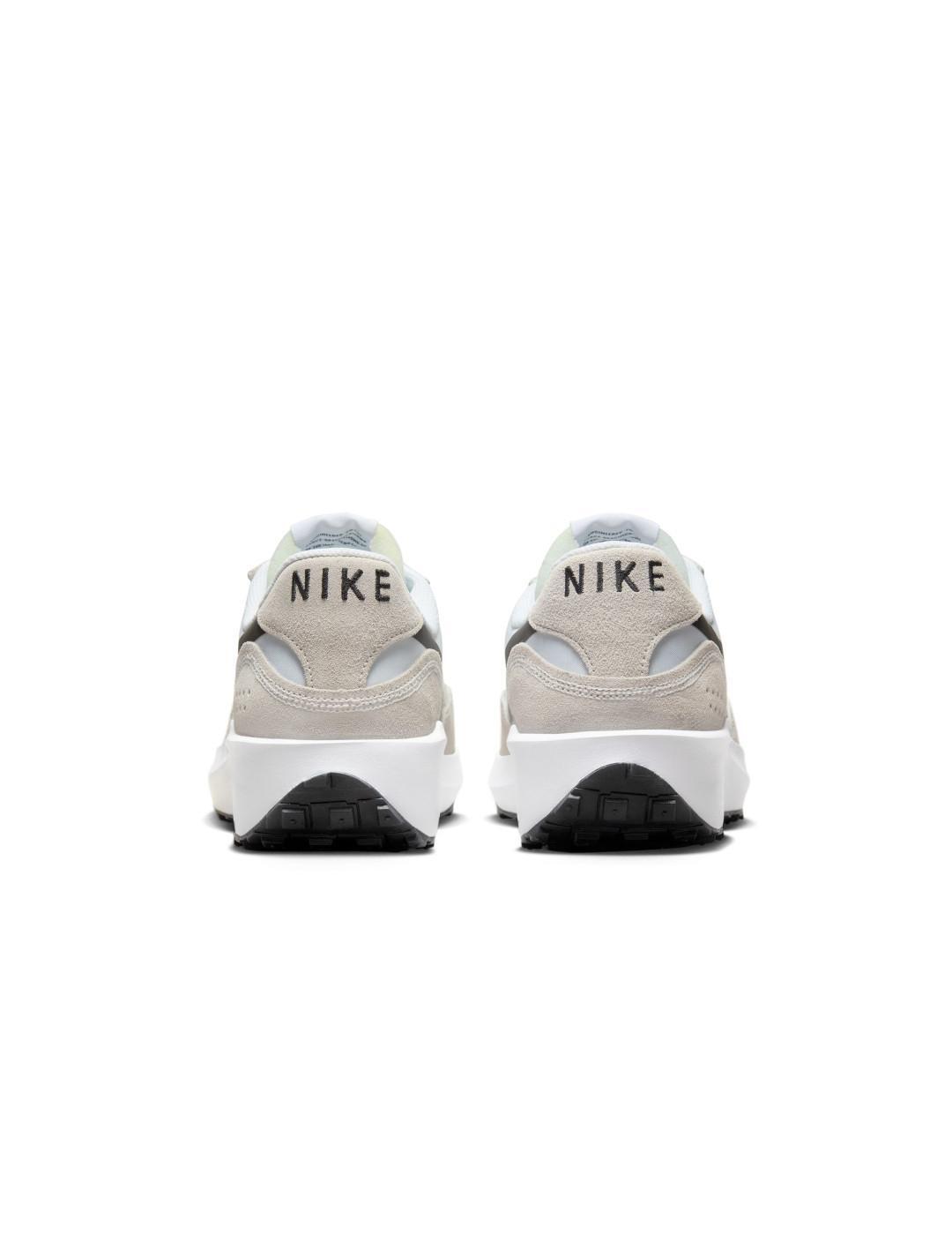 Men's Nike Waffle Debut White Sneakers 5/7