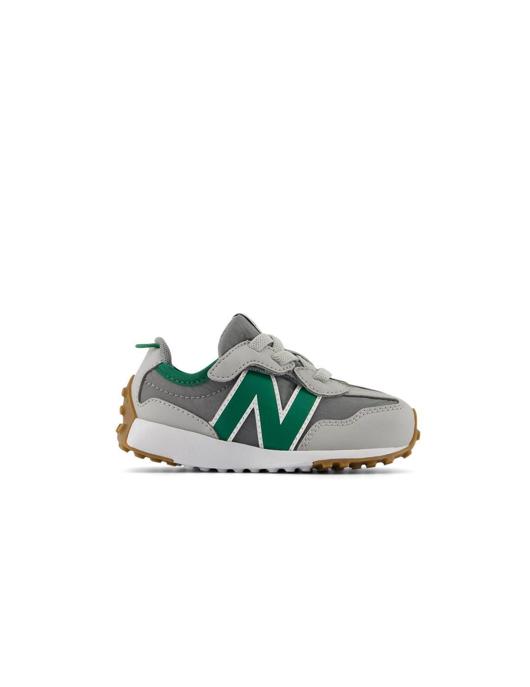 NEW BALANCE picture