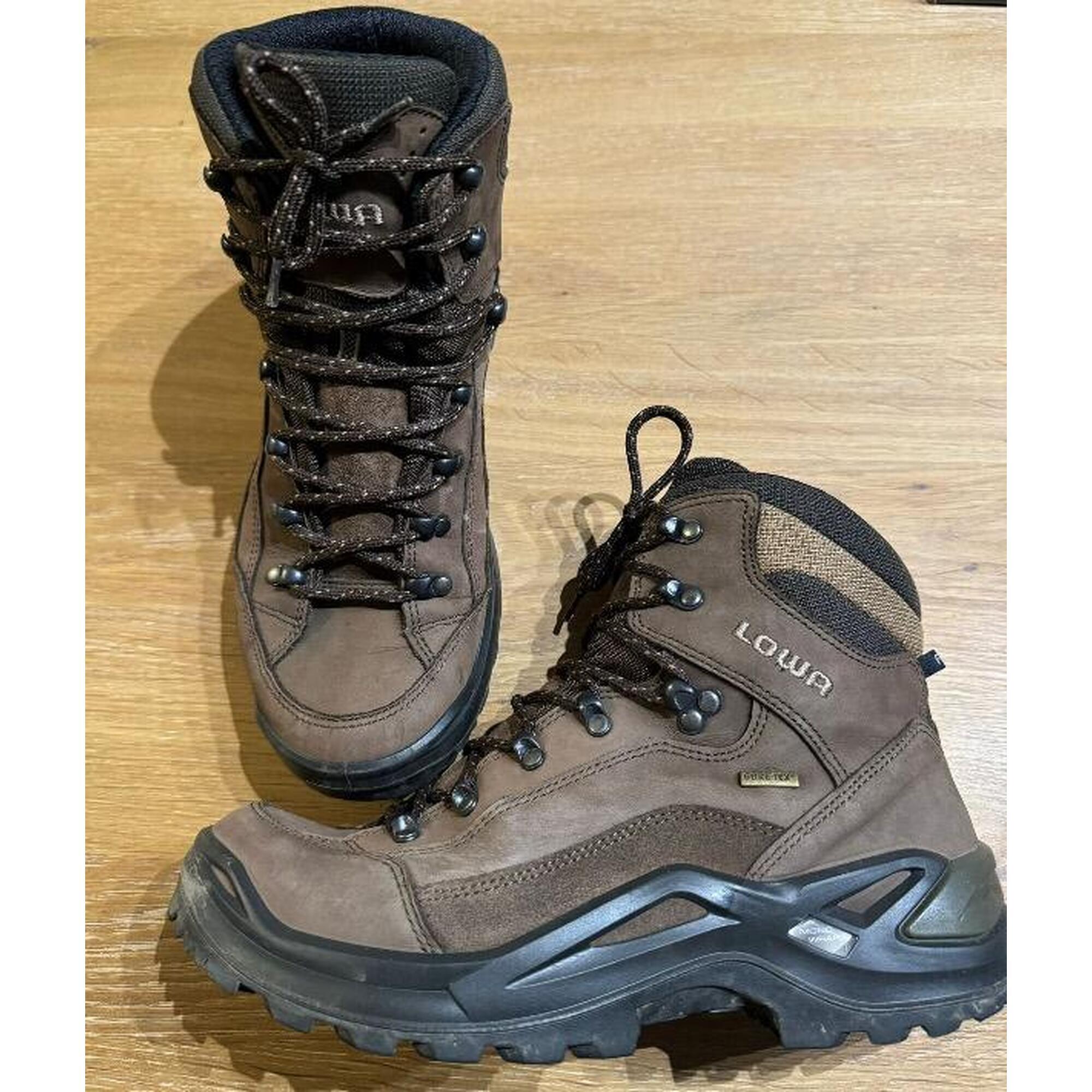 Tussen Particulieren - LOWA Renegade GTX MID dames