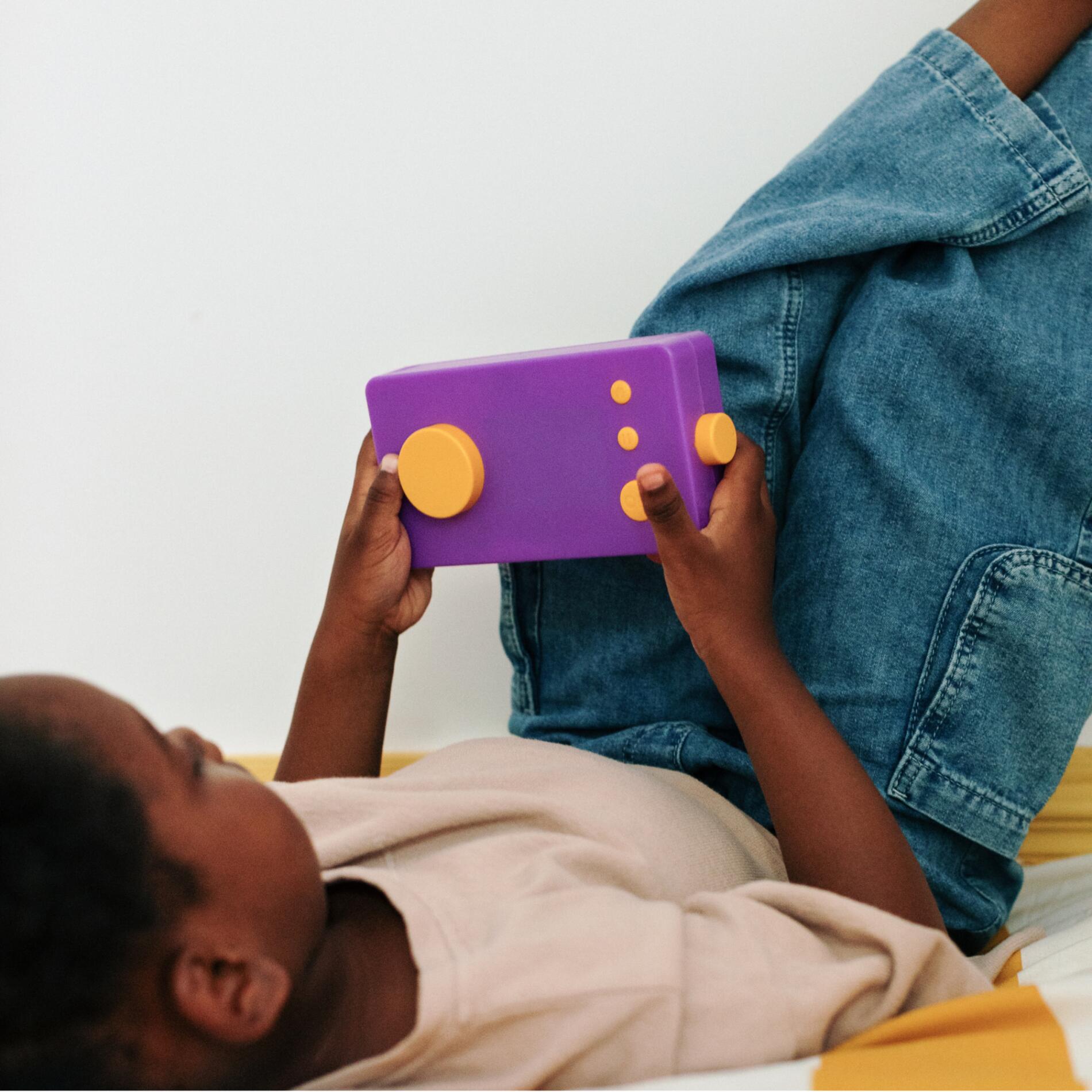 Lunii - Ma Fabrique à Histoires Violette - Conteuse pour enfants de 3 à 8 ans 3/5