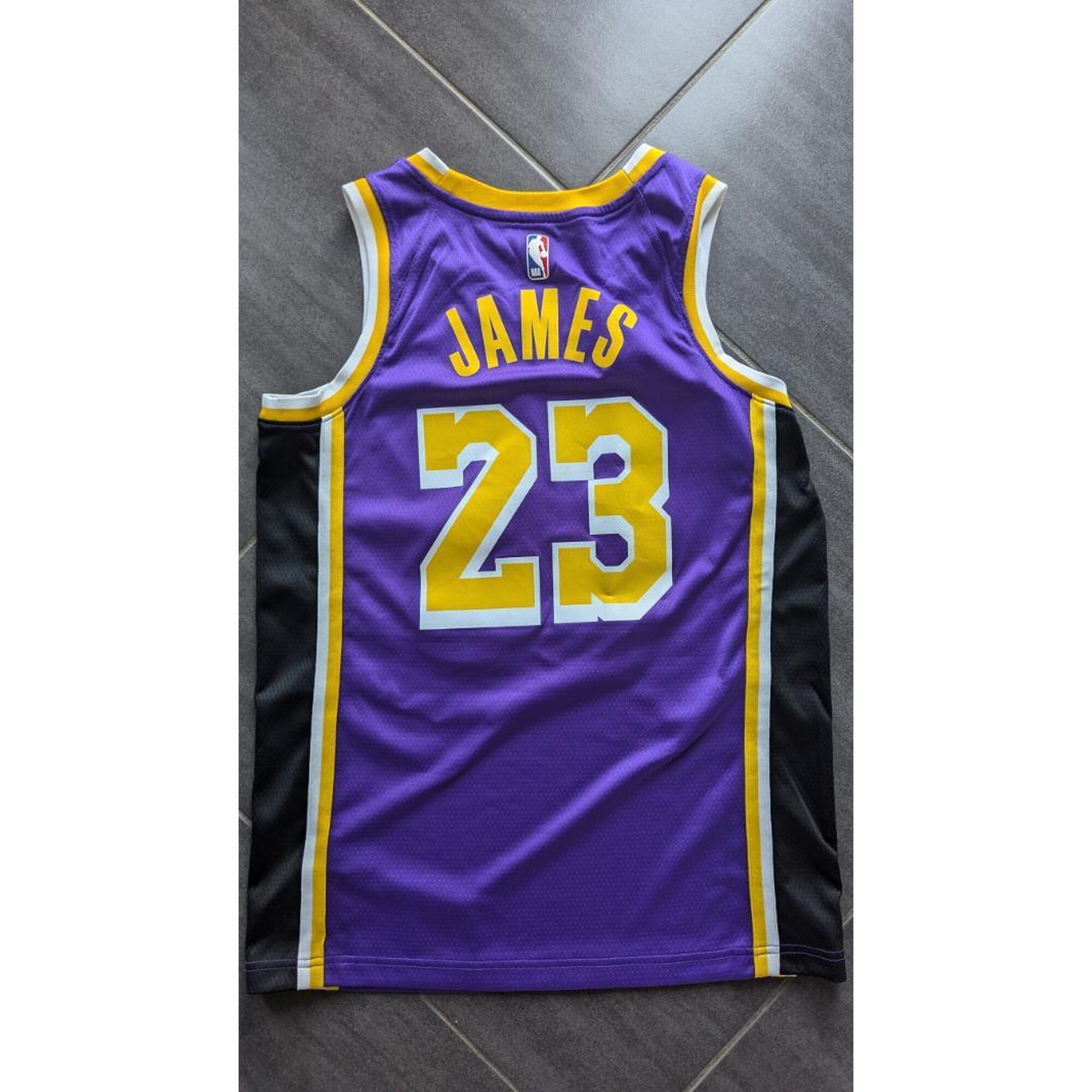 Tussen Particulieren - Jordan Lakers James tanktop