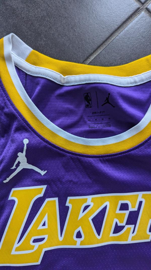 Tussen Particulieren - Jordan Lakers James tanktop