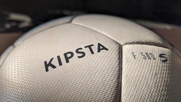 Tussen Particulieren - Kipsta F500 voetbal maat 5 2/2