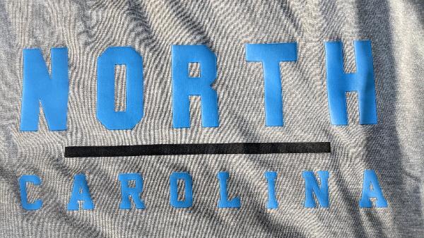 Entre Particuliers - T-shirt de basket-ball Tarmak North Carolina Tarheels Large 2/3