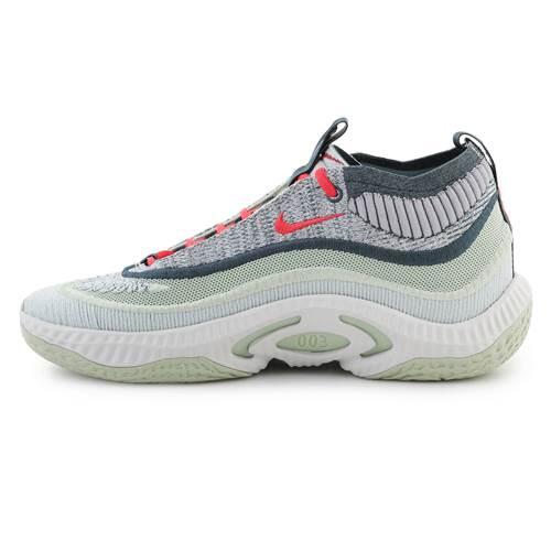 Scarpa basket uomo Nike Cosmic Unity 3 4/5