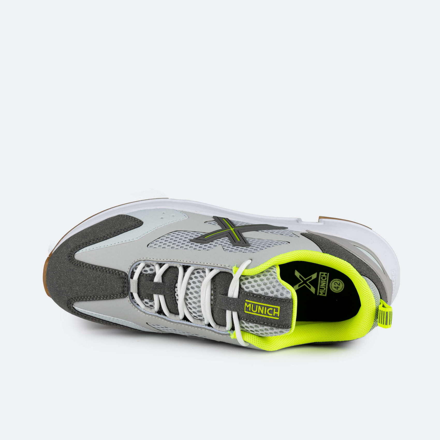 Scarpe Munich modello 4178010 per uomini 3/5