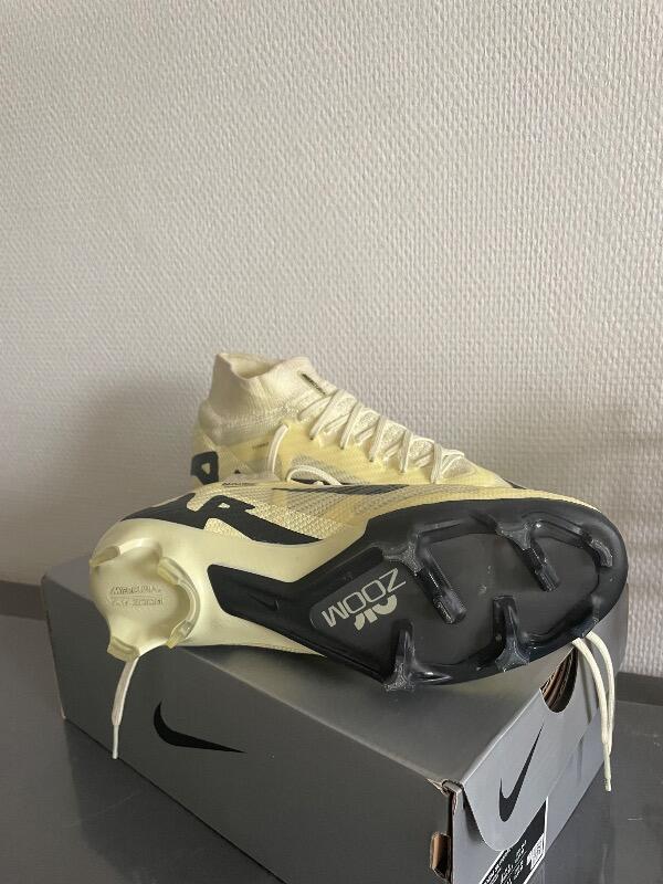 Entre Particuliers - Zoom superfly 9 Elite FG 5/5