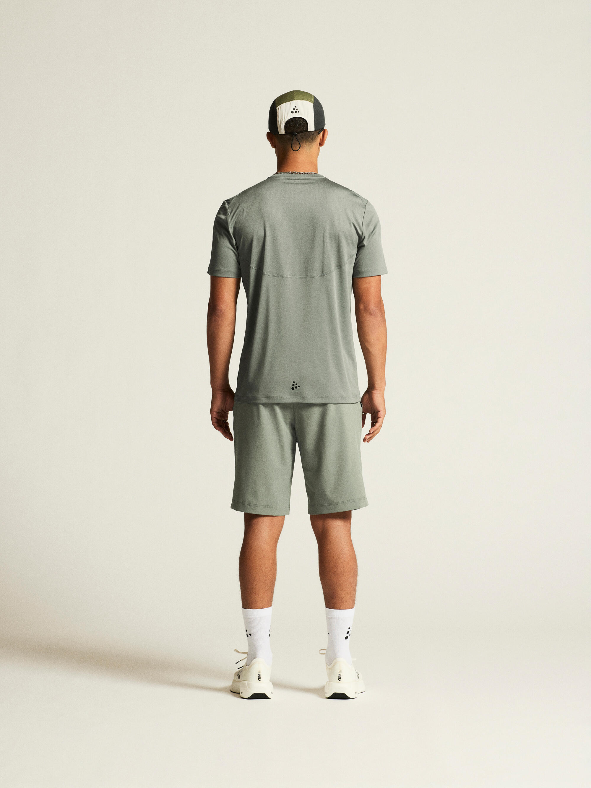 CORE ESSENCE SHORT SLEEVE TEE 2 2/2