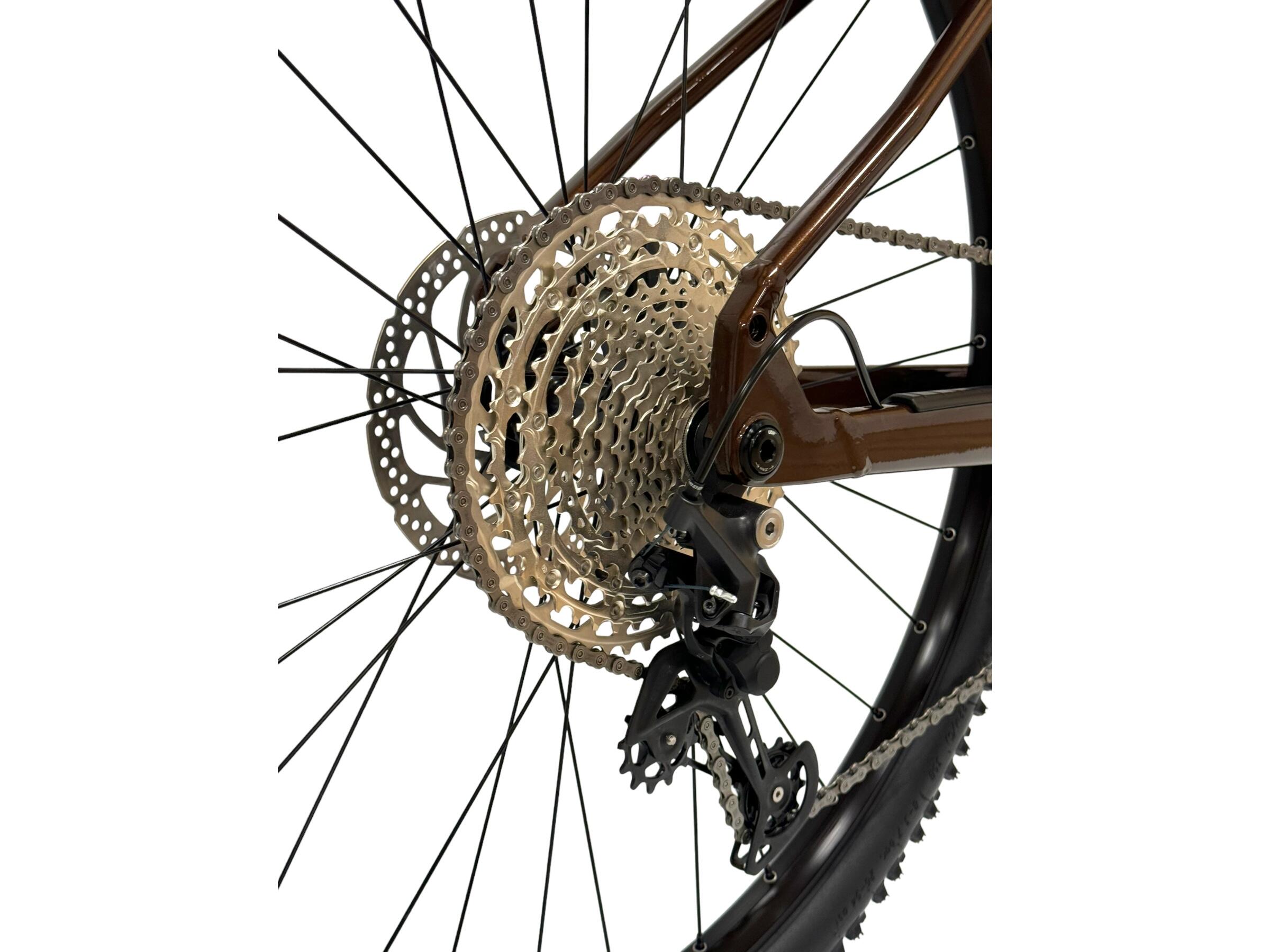 Segunda vida - Bicicletas E-montanha Focus Jarifa² 6.8 Nine BRN Shimano - novo  7/7