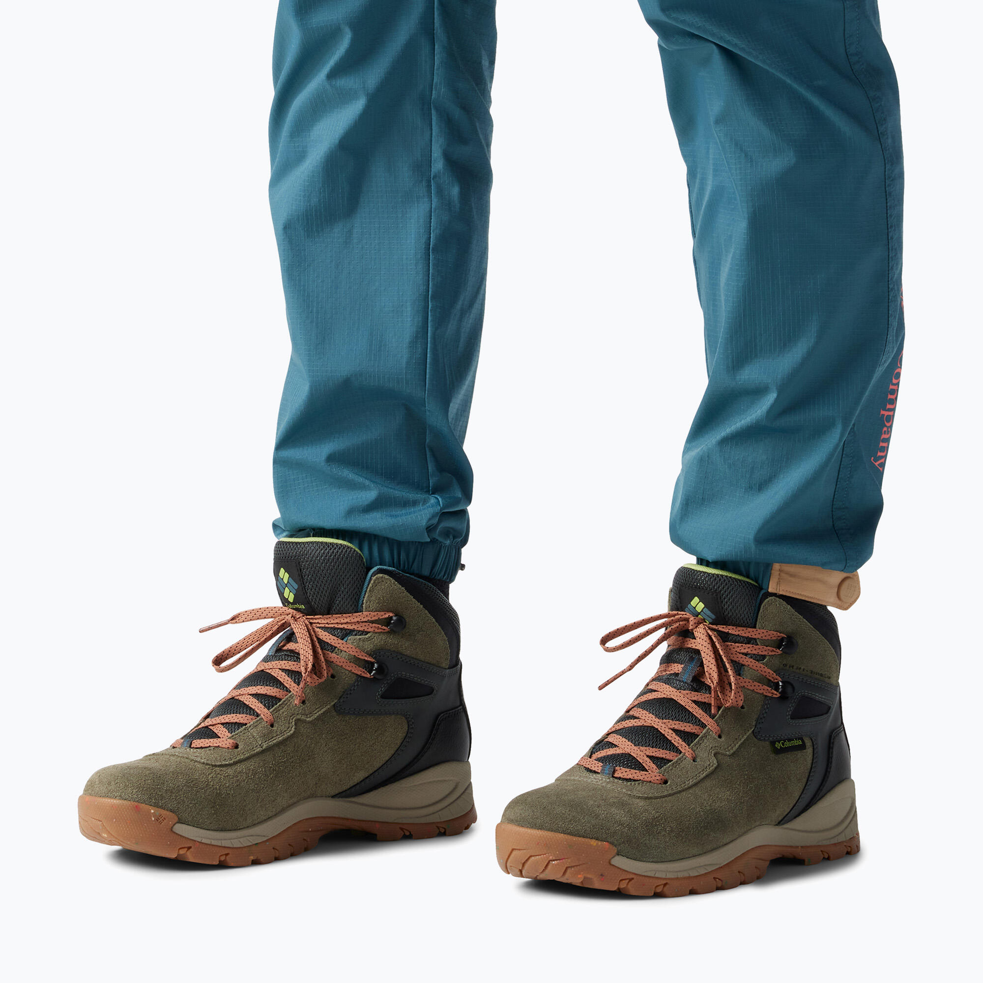 Sapatos de caminhada masculinos Columbia Newton Ridge BC 4/5