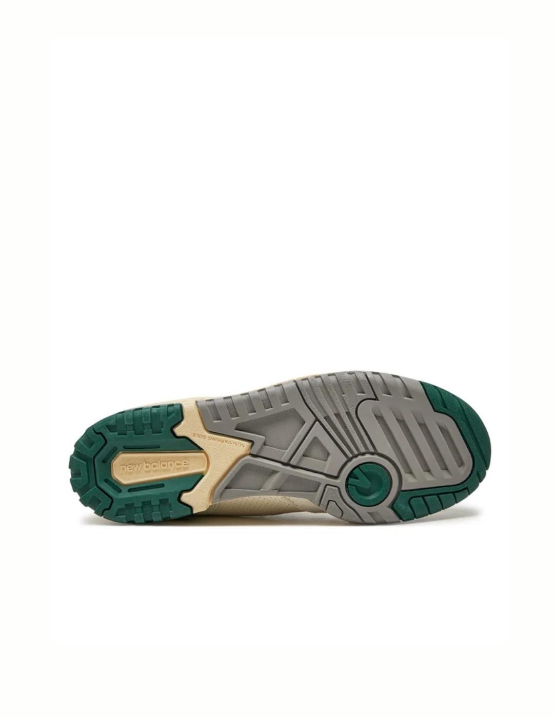 New Balance - 550 | sea salt marsh green 5/7