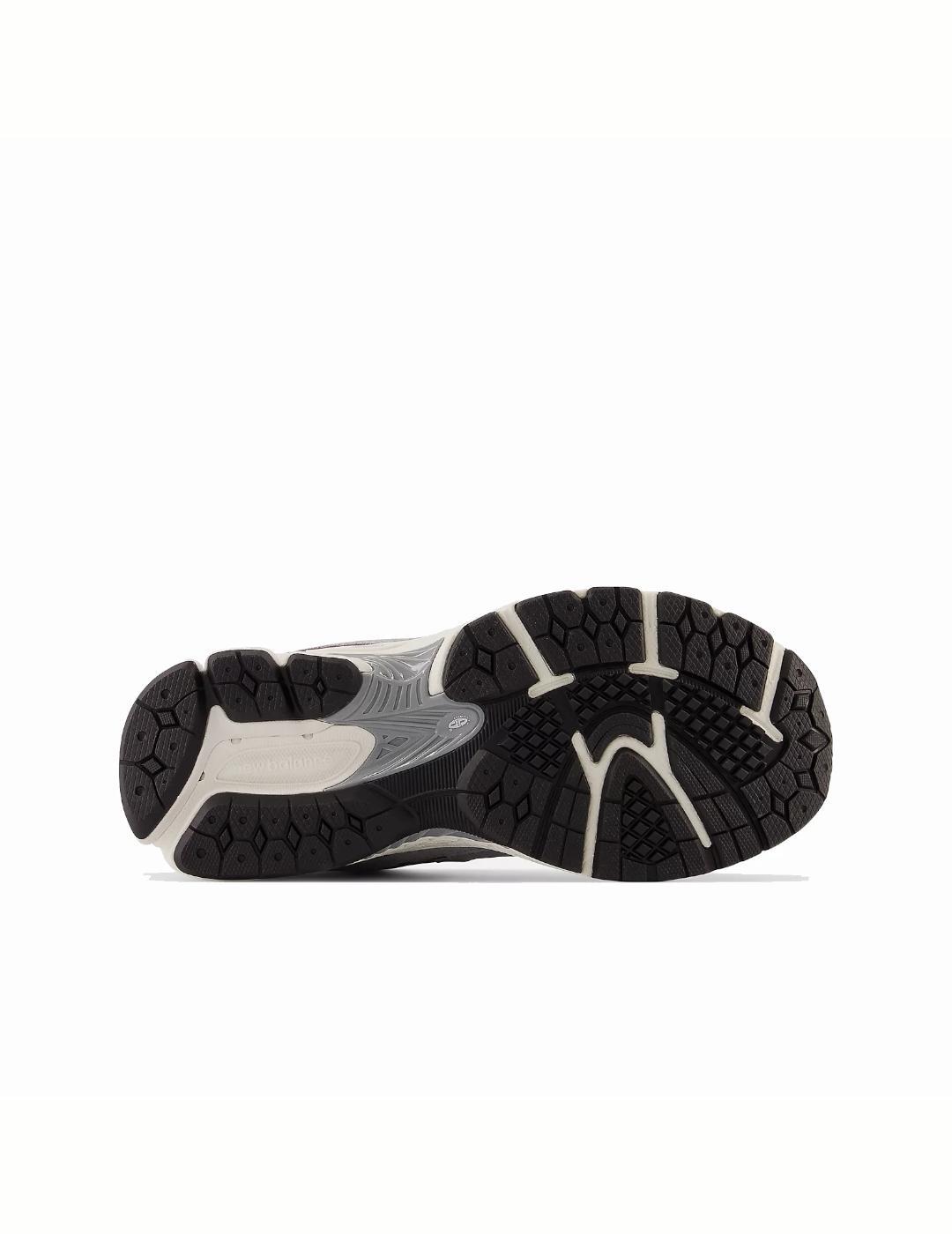 Chaussures pour enfant New Balance 2002st Gris 5/5