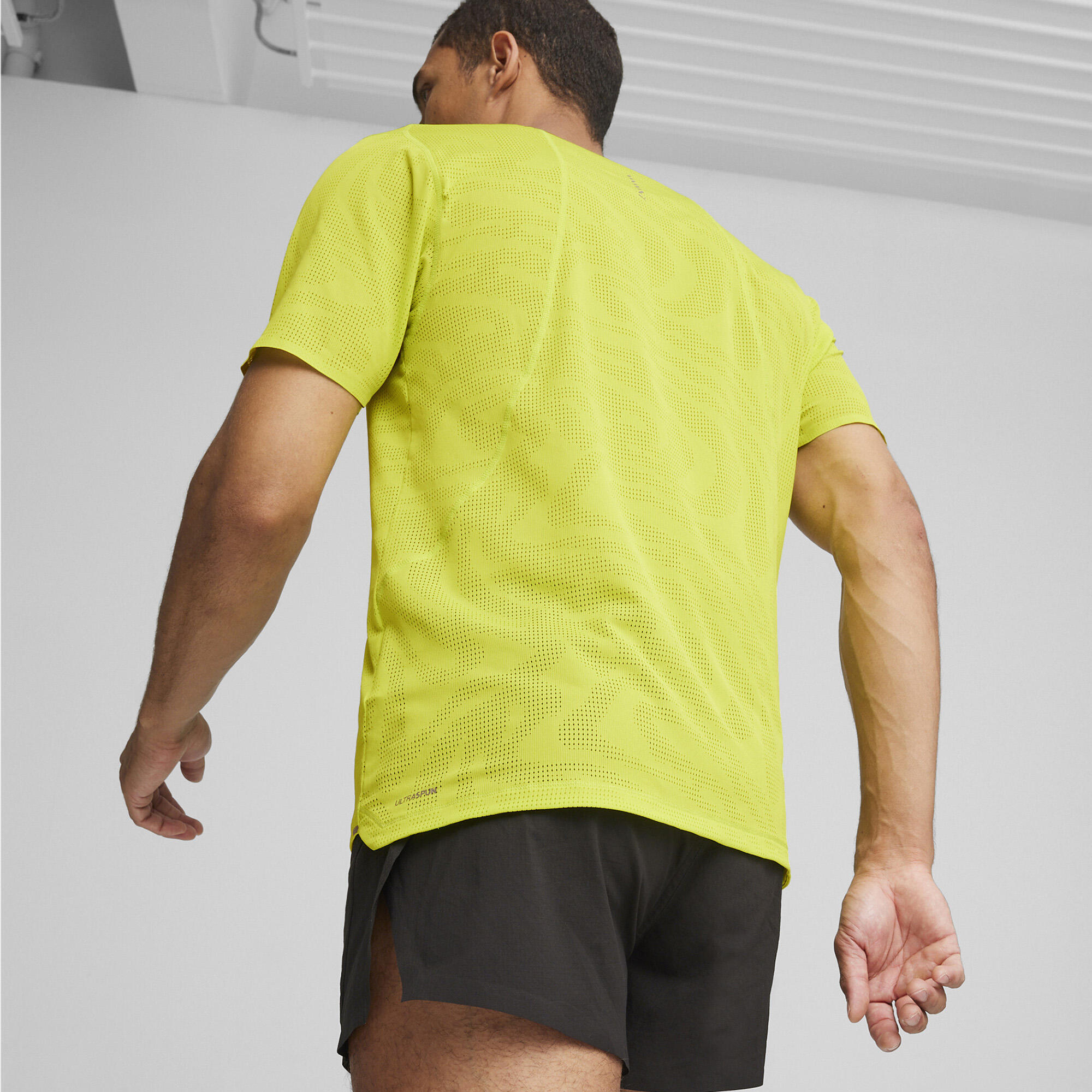 T-shirt de running homme PUMA Run Ultraspun 3/5