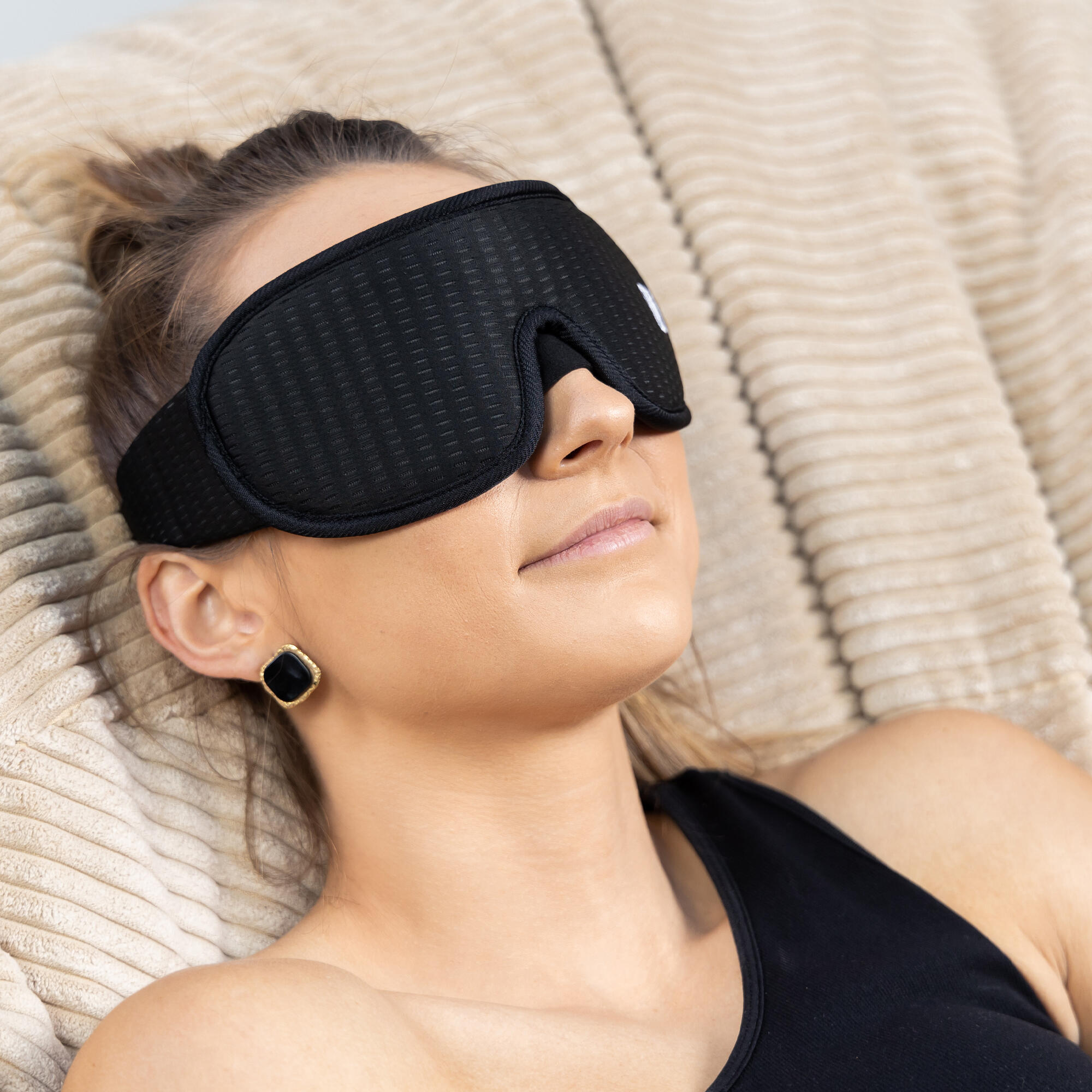 Schlafmaske Luxe – 100% lichtdichte Schlafbrille – mit Aufbewahrungstasche 4/5
