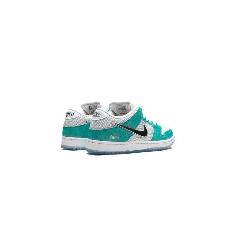 zapatillas Nike SB Dunk Low April Skateboards