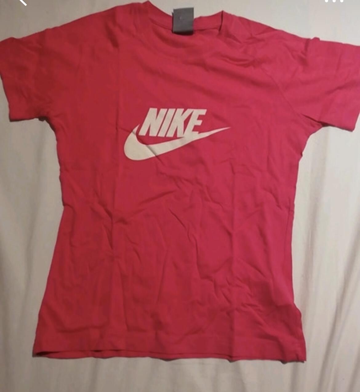 NIKE picture