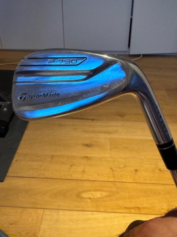 Entre Particuliers - Club de golf Taylor Made P790 3/4